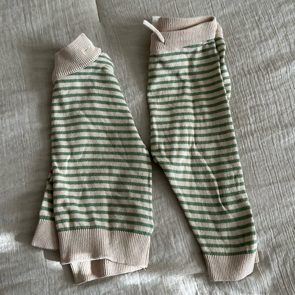 H&M striped green knitted set. 6 months